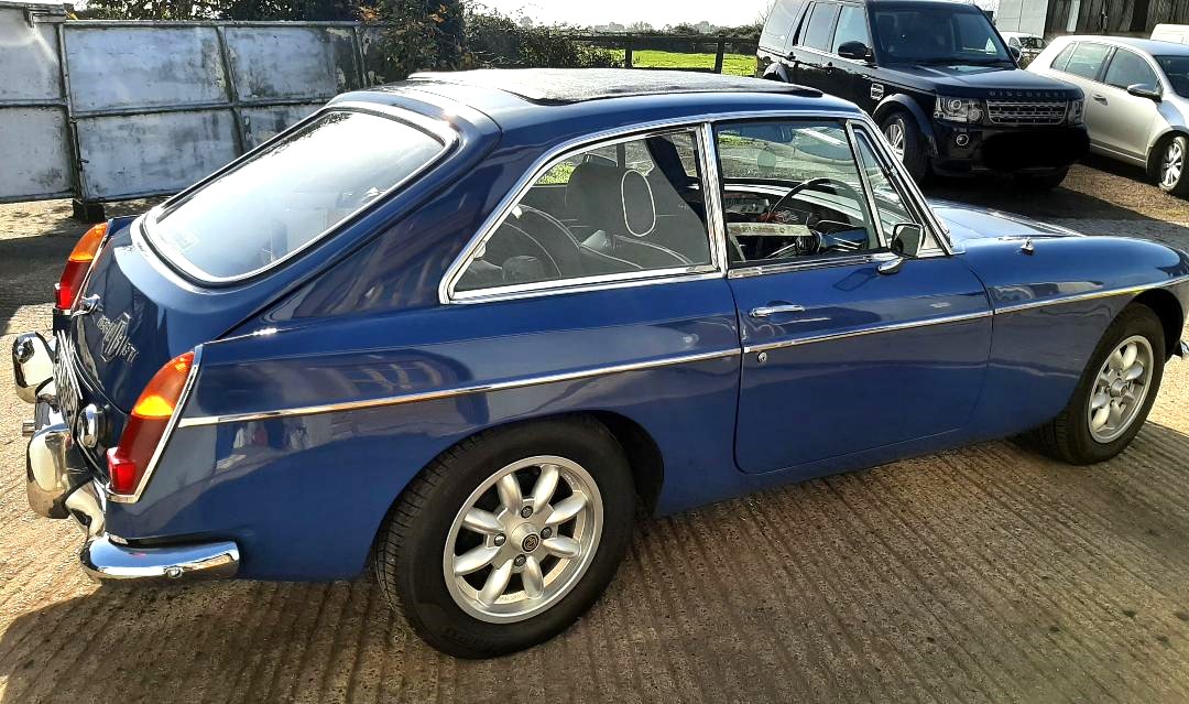 MGB GT exteria 
